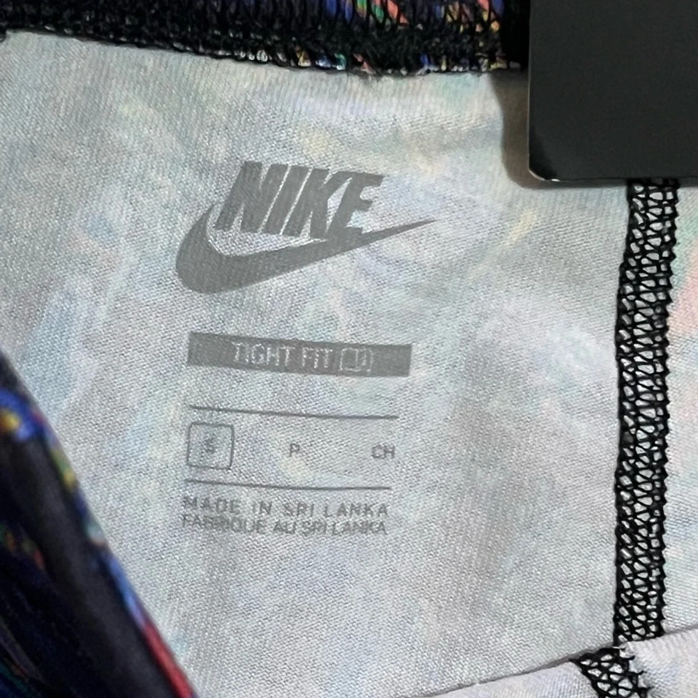 🖤 New Nike Women’s Air Tight Fit High Waisted Leggings🖤 - Picture 7 of 8